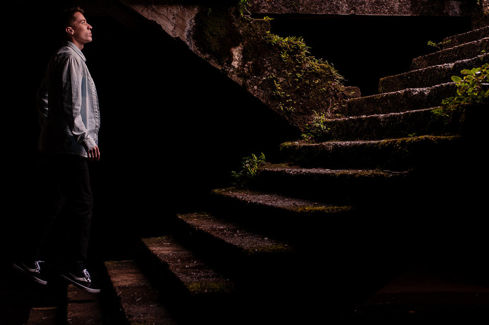 Ensaio masculino nas Ruinas do Cassino em Canela